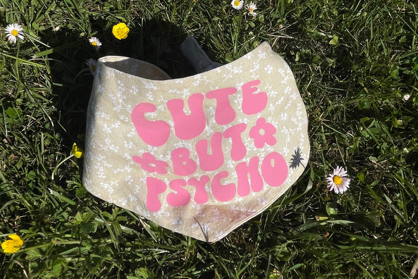 BANDANA VESTA - CUTE BUT PSYCHO